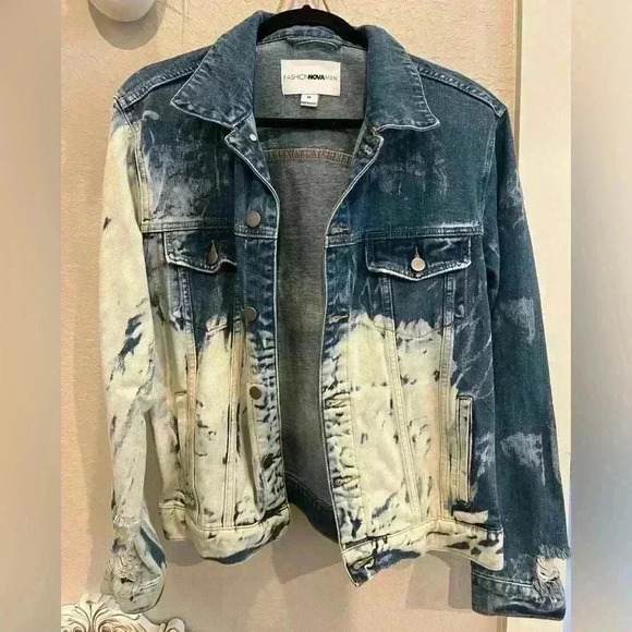 Fashion Nova Bleach Bod Denim Jacket - BleachBlueWash SIZE Medium - Picture 6 of 9